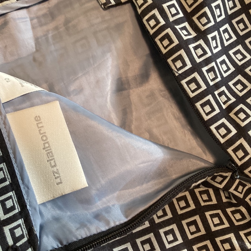 Liz Claiborne SZ 10 Skirt, Blue-and White - Picture 5 of 6